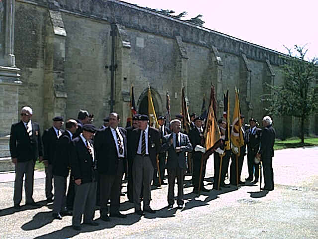 Medals and Berets Association Memebrs fall in