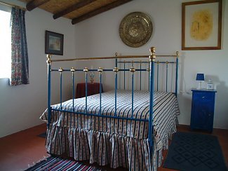 Alamo - Main Bedroom - Click to enlarge